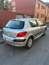 Peugeot 307 Tüv neu! - Peugeot 307 Gebrauchtwagen in Köln