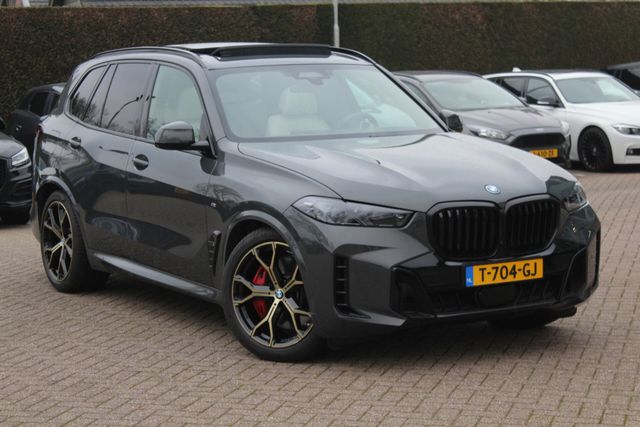 BMW X5 xDrive50e Launch Edition / Glascoating / Pano