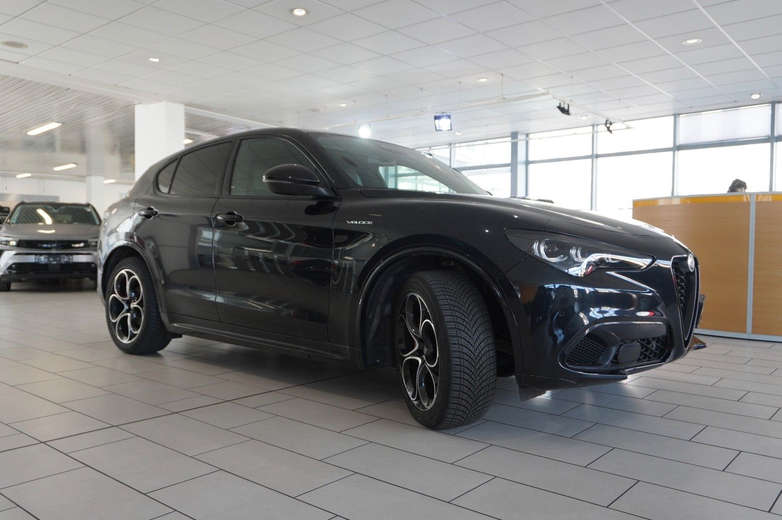 Fahrzeugabbildung Alfa Romeo Stelvio 2.2D VELOCE Q4 NAVI/LED/KAMERA/MATRIX/SH