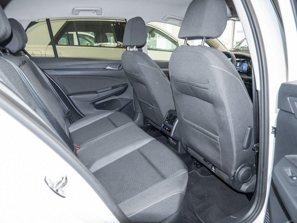 Volkswagen Golf VIII 1.5 TSI Active Klima Navi R-Kam AHK, миниатюра 8