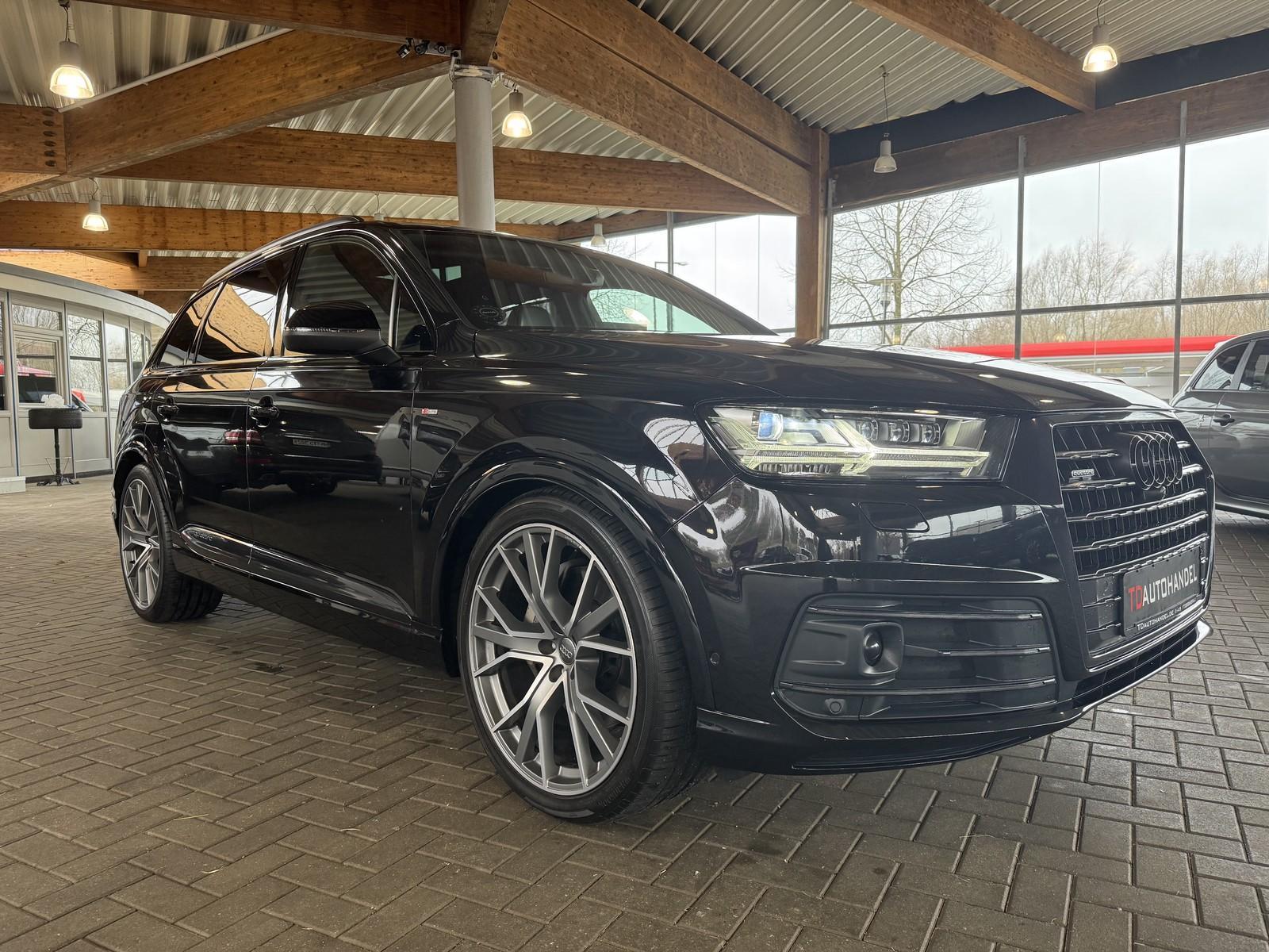 Audi Q7 50 TDI quattro S line Sport Plus, 7 Sitze, He