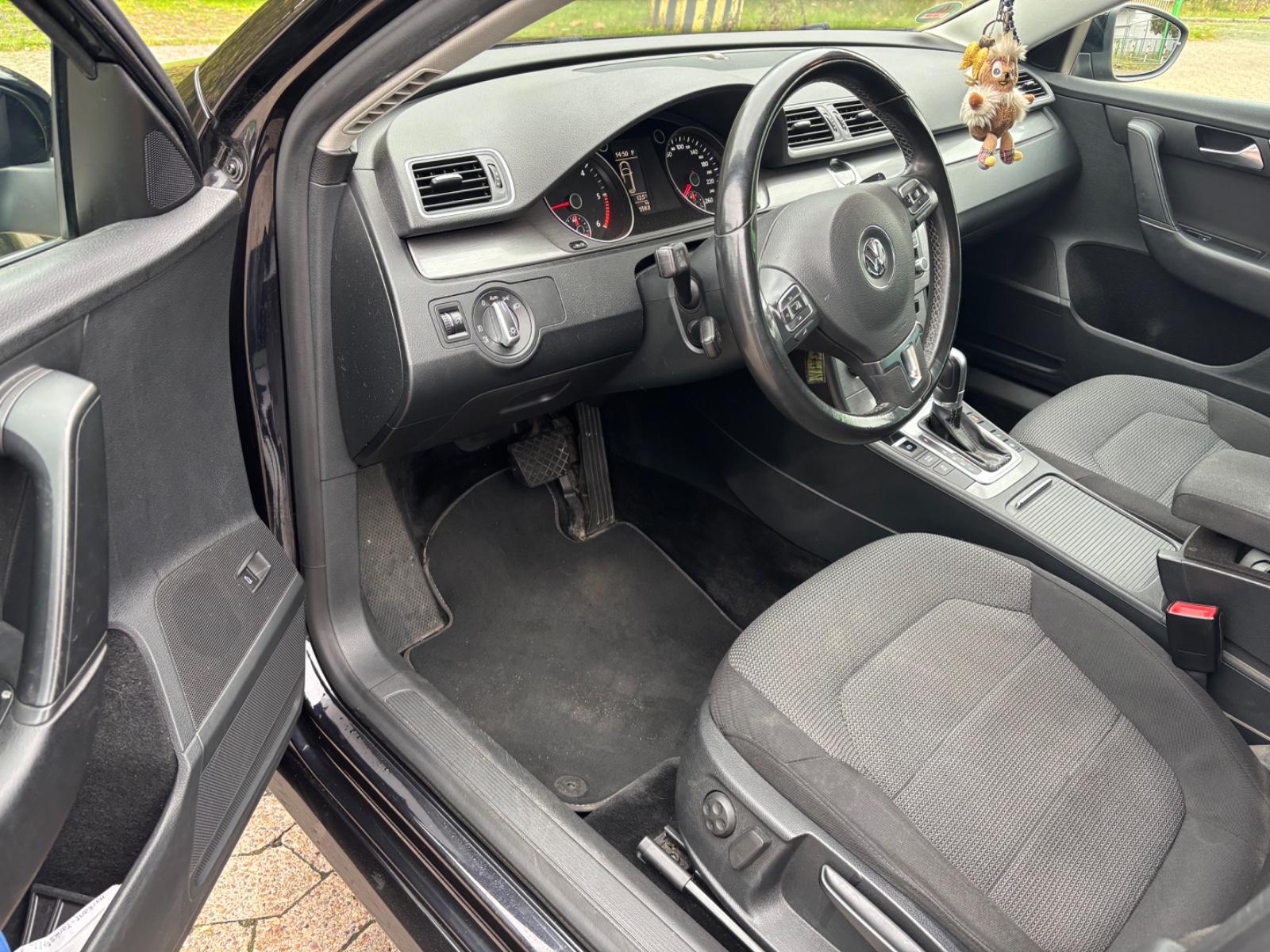 Volkswagen Passat 2014 — photo 12