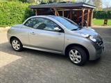 Nissan Micra C+C 1.4 - - Nissan Micra mit Benzin-Antrieb: Cabrio