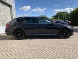 Skoda Superb Combi 2.0TDI L&K ACC+PANO+NAVI+StANDHZ. - Skoda Superb mit Diesel-Antrieb: Schwarz, Kombi