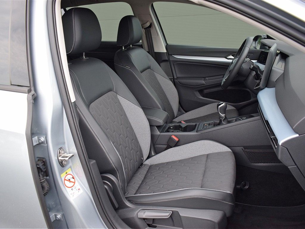 Volkswagen Golf VIII 1.5 TSI 6-Gang Energy LED AHK RüKam foto 5