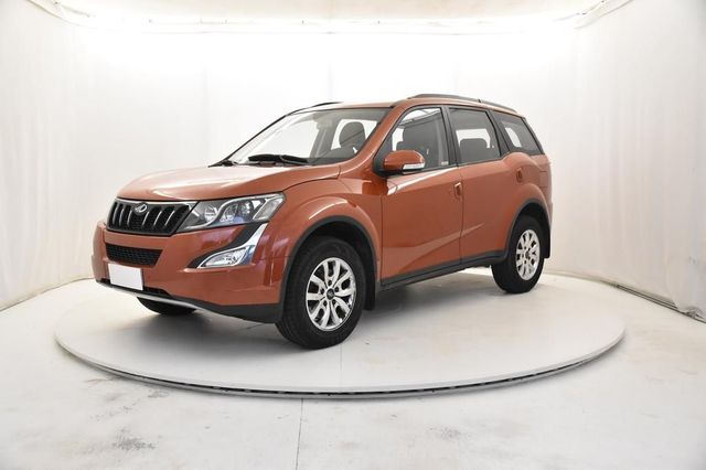 Andere Mahindra XUV500 2.2 TD CR intercooler W6 AWD