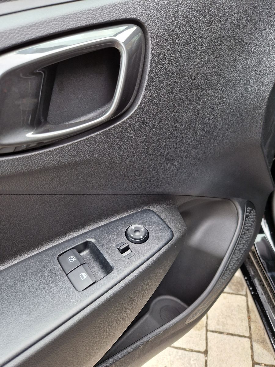 Fahrzeugabbildung Hyundai i10 1.0 MJ23 Connect & Go NAVI KAMERA SHZ