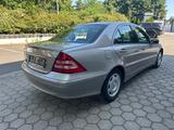 Mercedes-Benz C 220 C -Klasse Lim. C 220 CDI - Mercedes-Benz C 220 aus 2004: Cdi