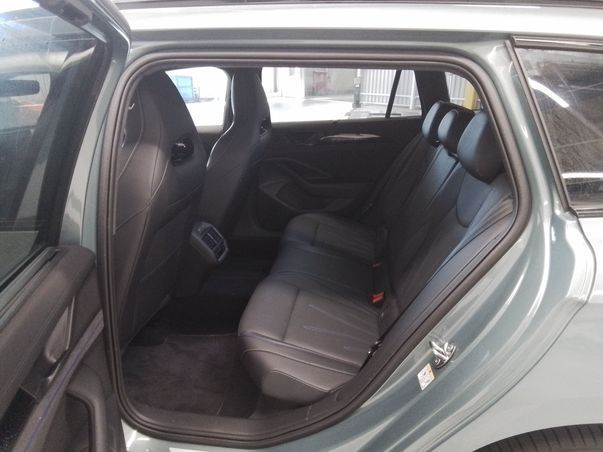 Volkswagen Passat Variant - Bild 7