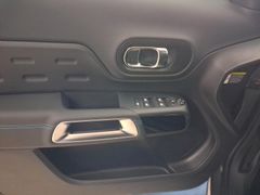 C5 Aircross Hybrid 145 ë-DCS6 MAX C5 Aircross Hybrid 145 ë-DCS6 MAX