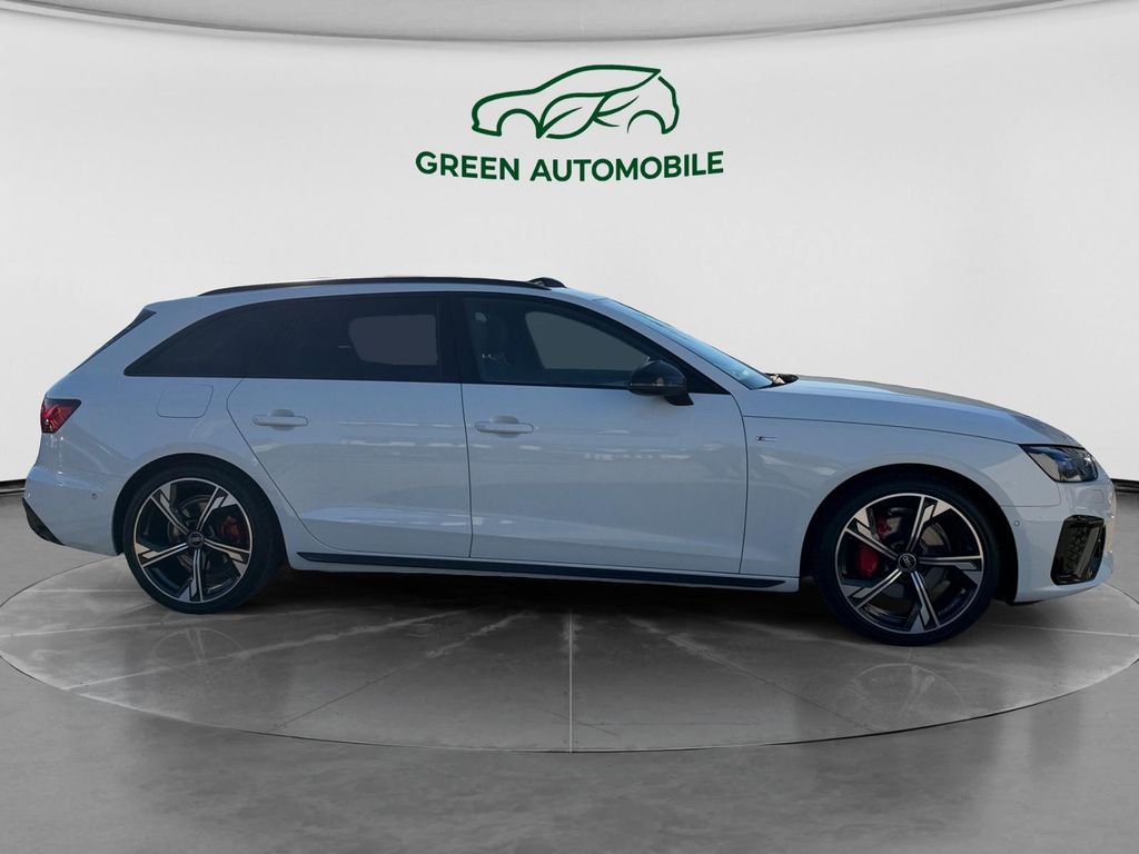 AUDI A4 2024