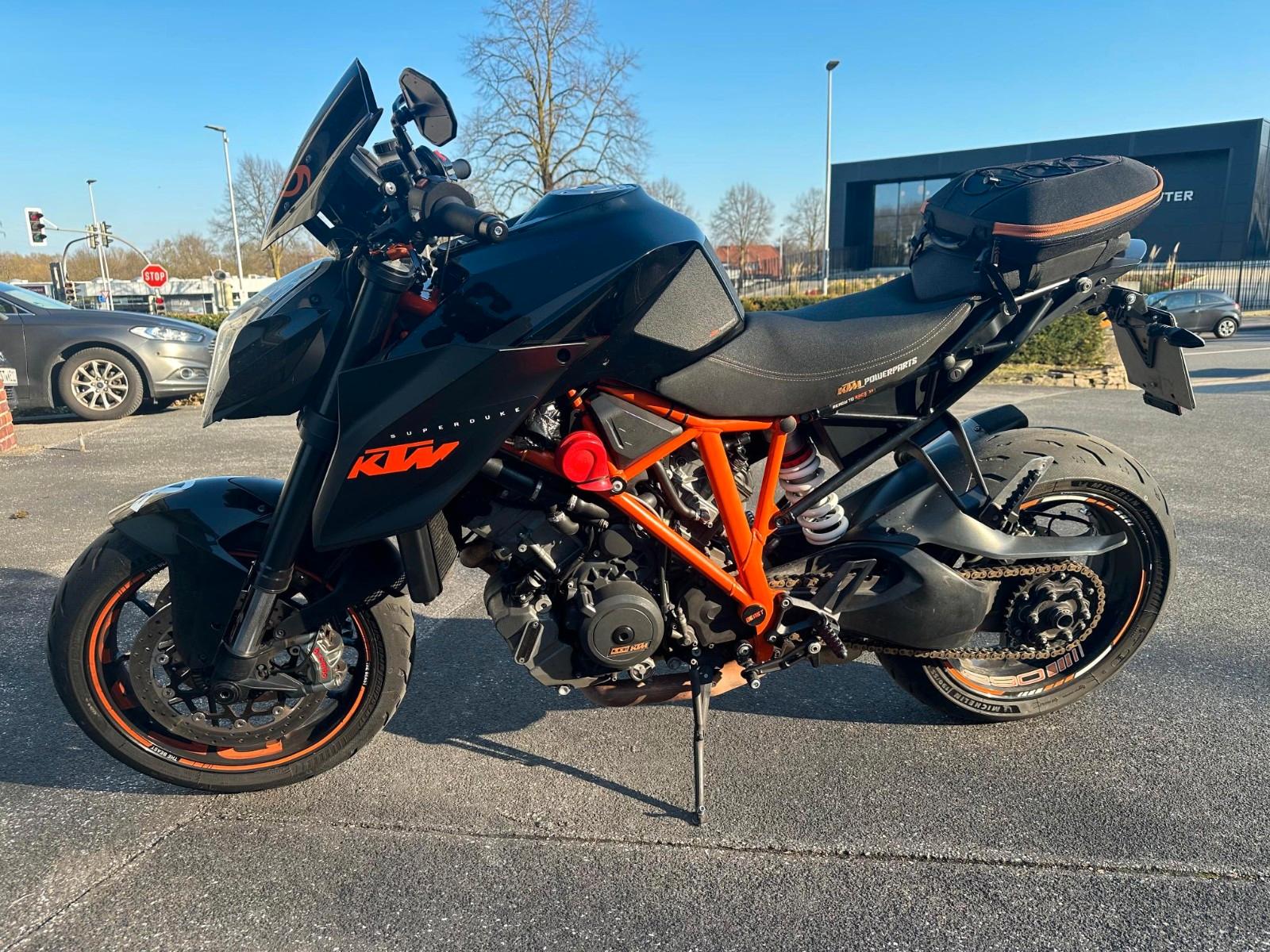 KTM 1290 Super Duke R