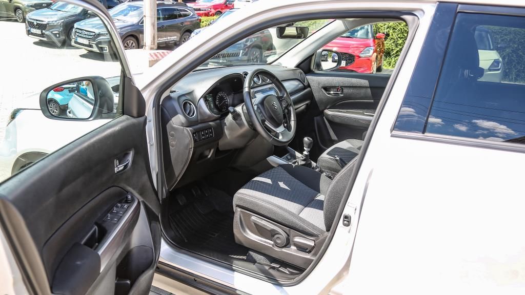 Autohaus Franke & Ebert - Suzuki VITARA 1.4 COMFORT ALLGRIP LED+NAVI+SHZ - Bild 7 Autohaus Franke & Ebert - Suzuki VITARA 1.4 COMFORT ALLGRIP LED+NAVI+SHZ - Bild 7