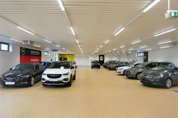 Bild 21 Opel ASTRA SPORTS TOURER ESITION WILDSCHADEN