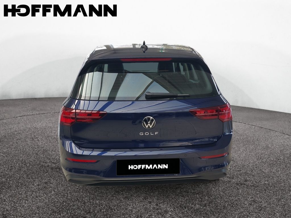 Fahrzeugabbildung Volkswagen Golf 1.5 TSI Life Panorama ACC IQ Light LED