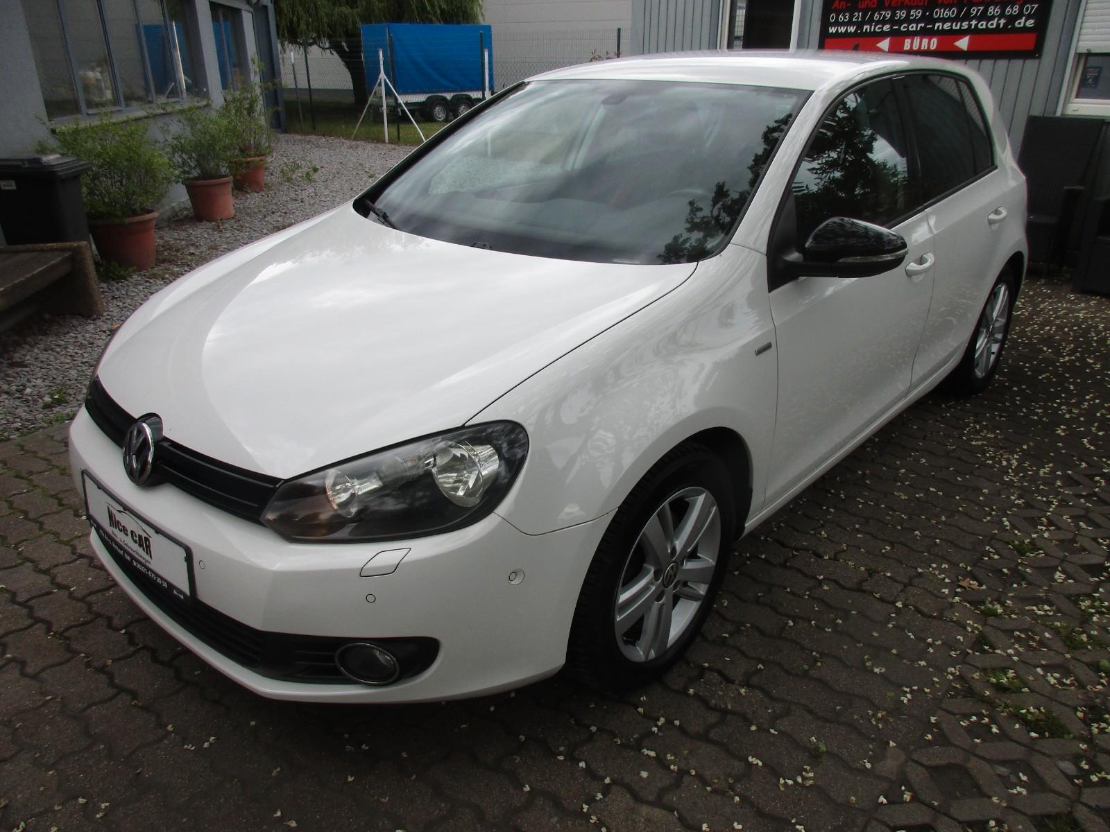 Volkswagen Golf VI Match,Navi,PDC,SHZ,Tempomat,Ketteneu.