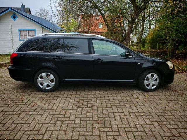 Toyota Avensis D-CAT Kombi