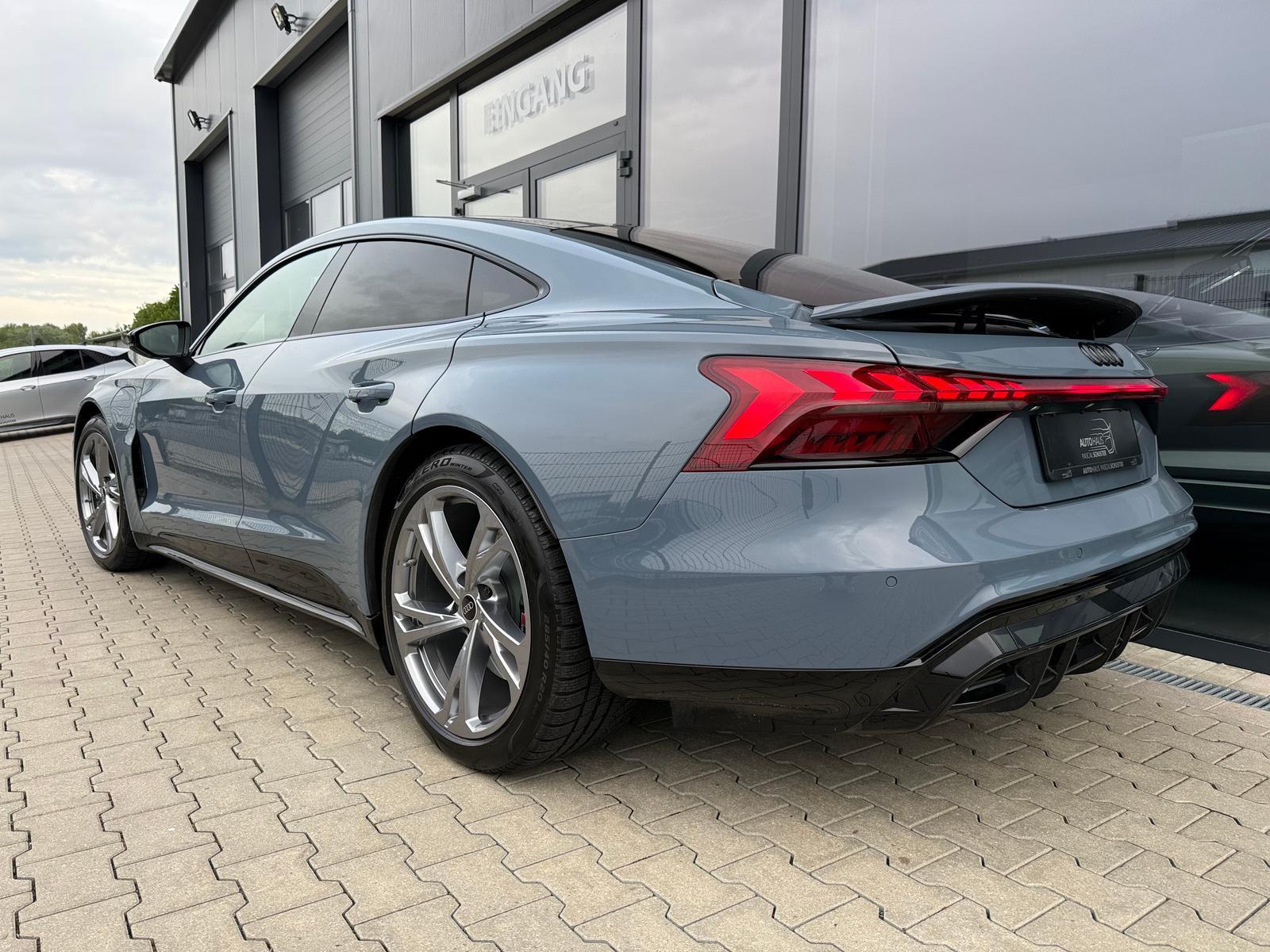 Audi e-tron GT quattro/PANO/LUFT/MATRIX/KAMERA/SOUND/