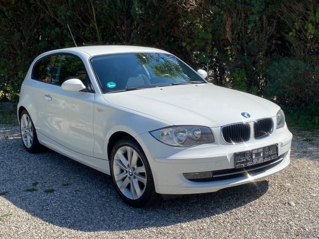 BMW 116i ADVANTAGE FACELIFT ! PDC ! SHZ ! KETTE NEU