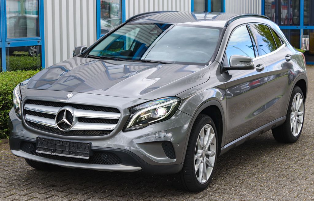 Image of Mercedes-Benz GLA 250