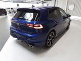 Volkswagen Golf VIII R BLACK STYLE 2.0TSI 320PS DSG 4M NP.6 - Volkswagen Golf: R32 Ps