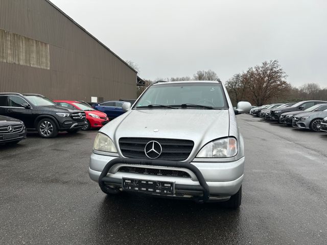 Mercedes-Benz ML 320