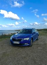 Skoda Superb 2.0 TDI ACTIVE Combi (TOP ZUSTAND!)  - Skoda Superb Active mit Diesel-Antrieb
