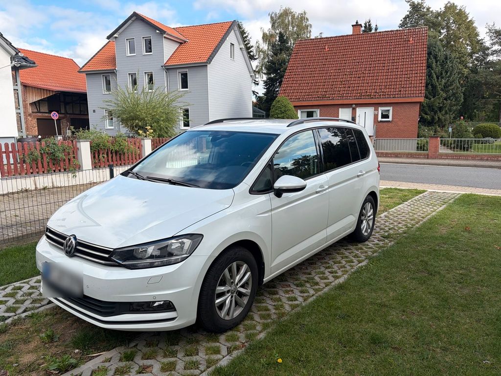 Image of Volkswagen Touran