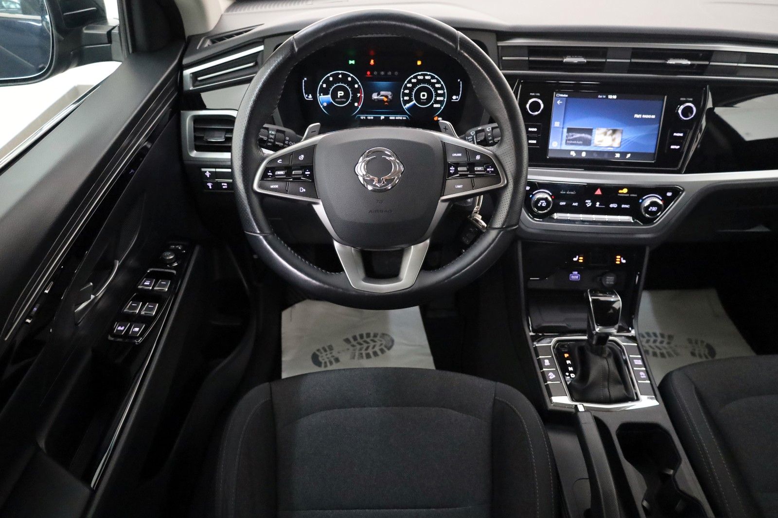 Fahrzeugabbildung Ssangyong Korando 1.5 T-GDI Amber Aut.,Kamera,CarPlay, AHK