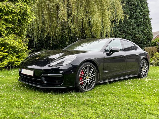 Porsche Panamera GTS