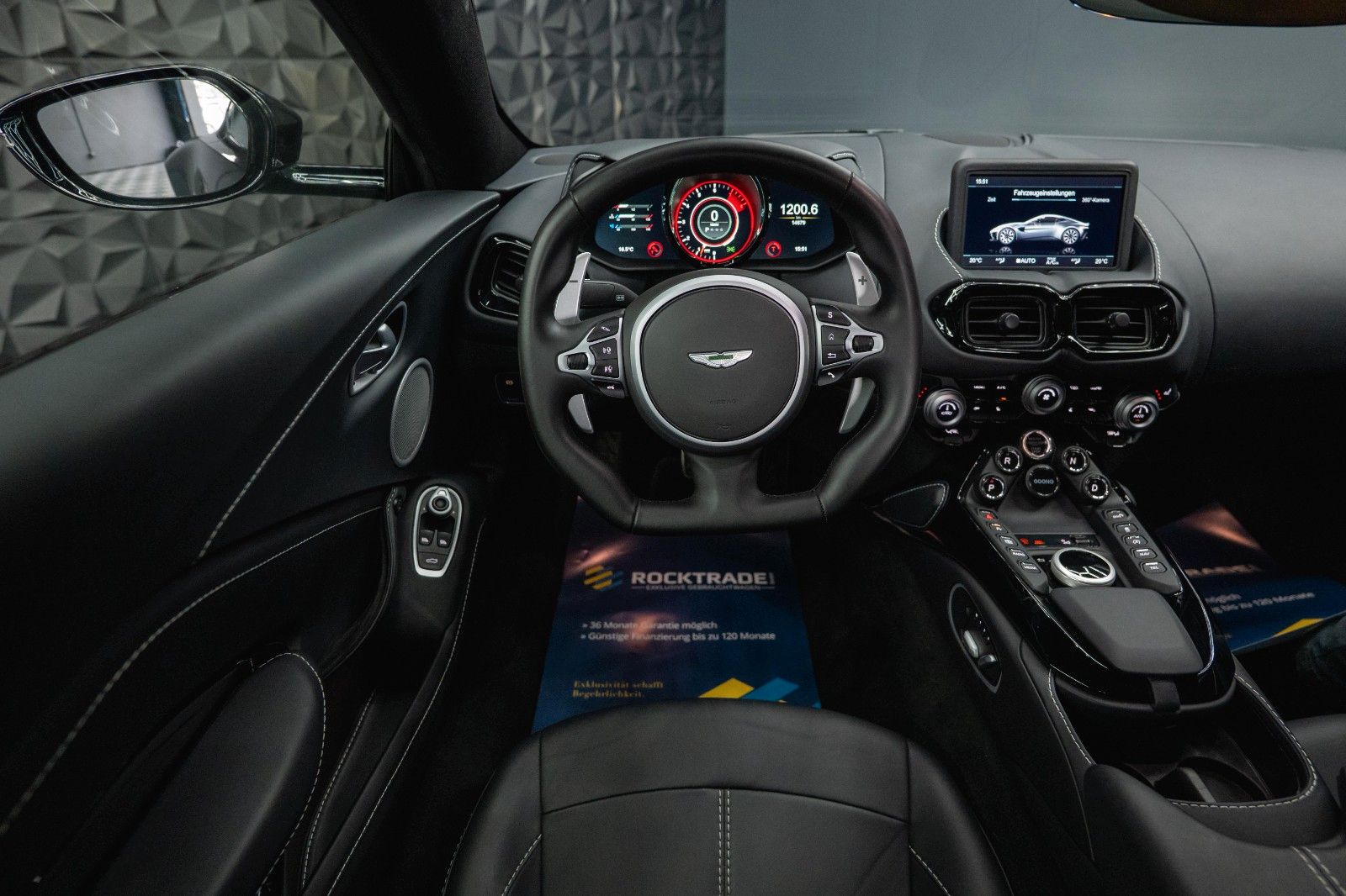 Fahrzeugabbildung Aston Martin V8 Vantage 4.0 V8 DB11 Coupe *1.Hand*360*Memory*