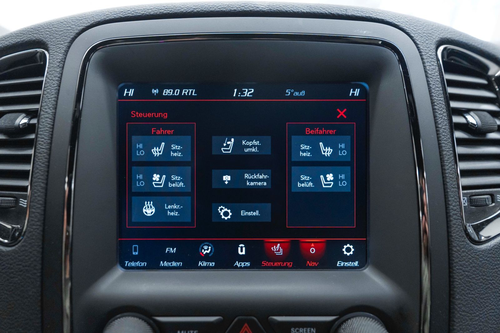 Fahrzeugabbildung Dodge Durango 6.4L SRT LPG 4X4 KAM 6 SITZ NAV PDC