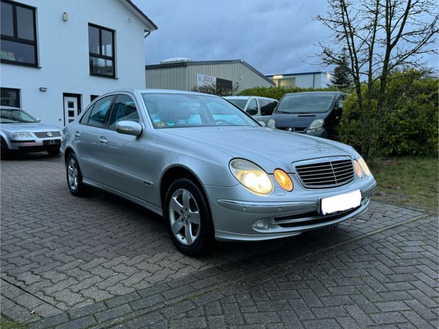 Mercedes-Benz E 270 CDI Avangarde ~SitzLüft~ SHZ~1.Hand~PDC