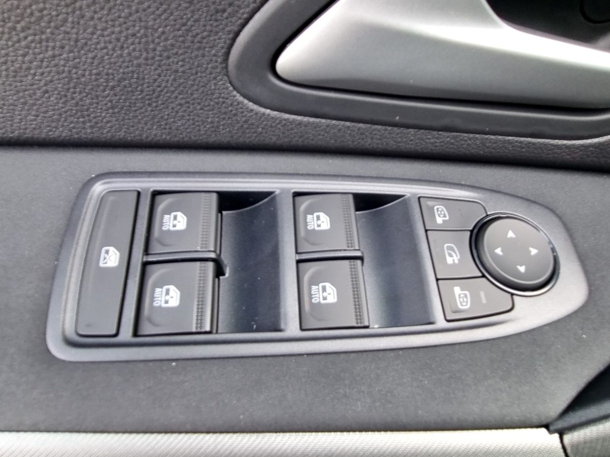 Fahrzeugabbildung Dacia Bigster Journey HYBRID 155