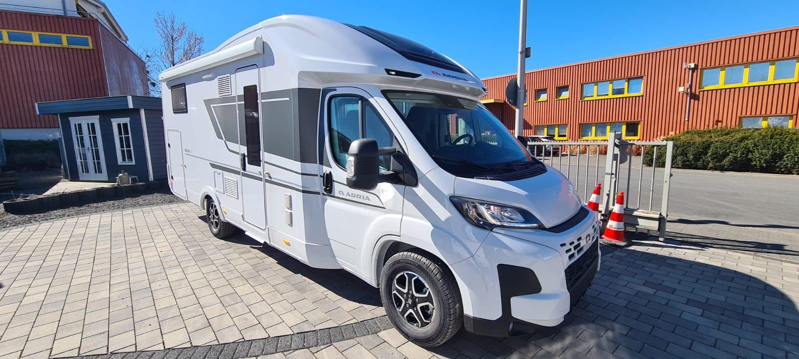 Adria Matrix ALL-IN 670 SL 180 Multijet / Automatik
