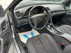 Fahrzeugabbildung Mercedes-Benz CLK 200 Avantgarde / Automatik Klimaanlage