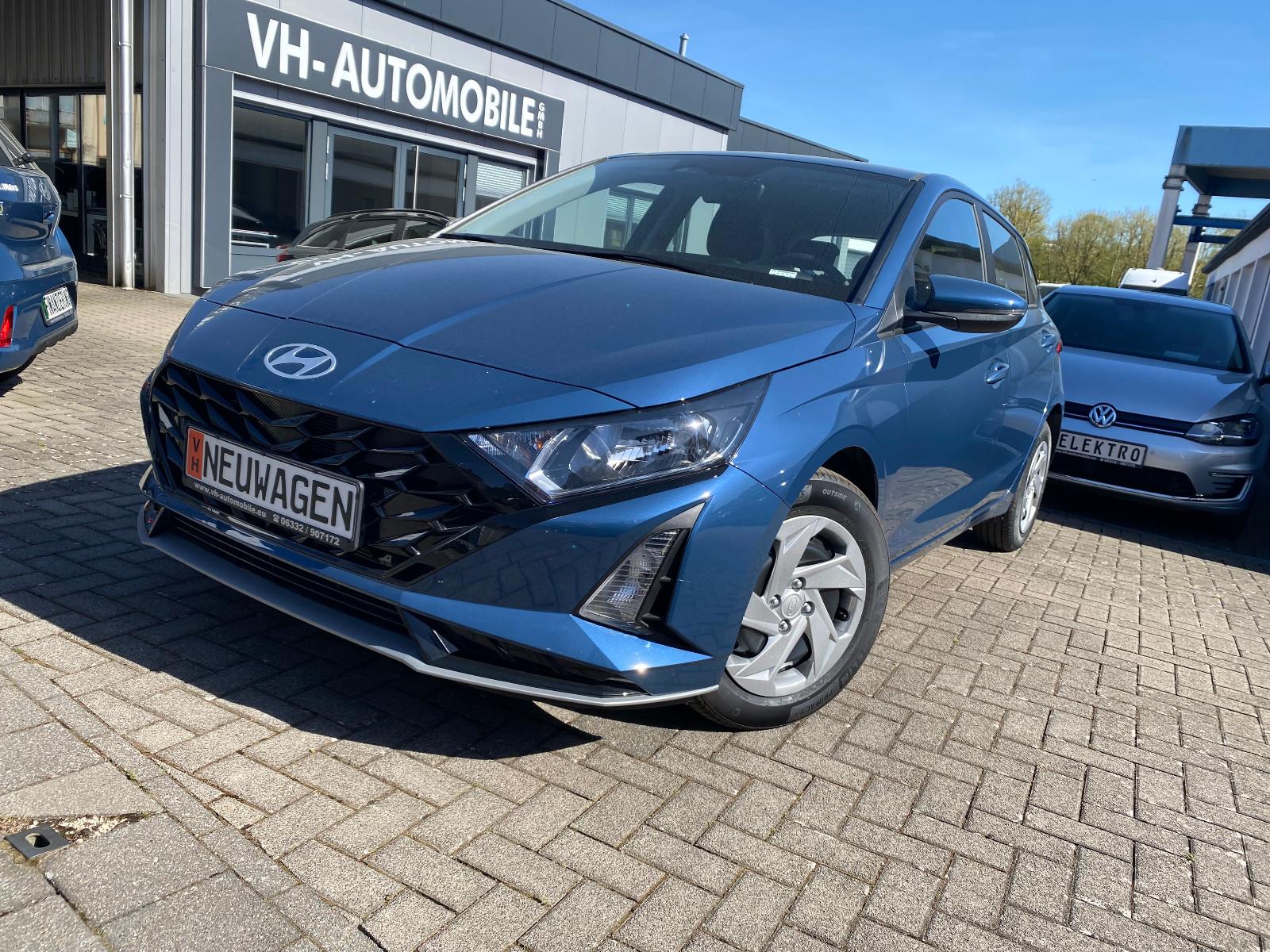 Hyundai i20*NAVI&RÜCKFAHRKAMERA&PDC hi*Lenkrad&Sitzheiz