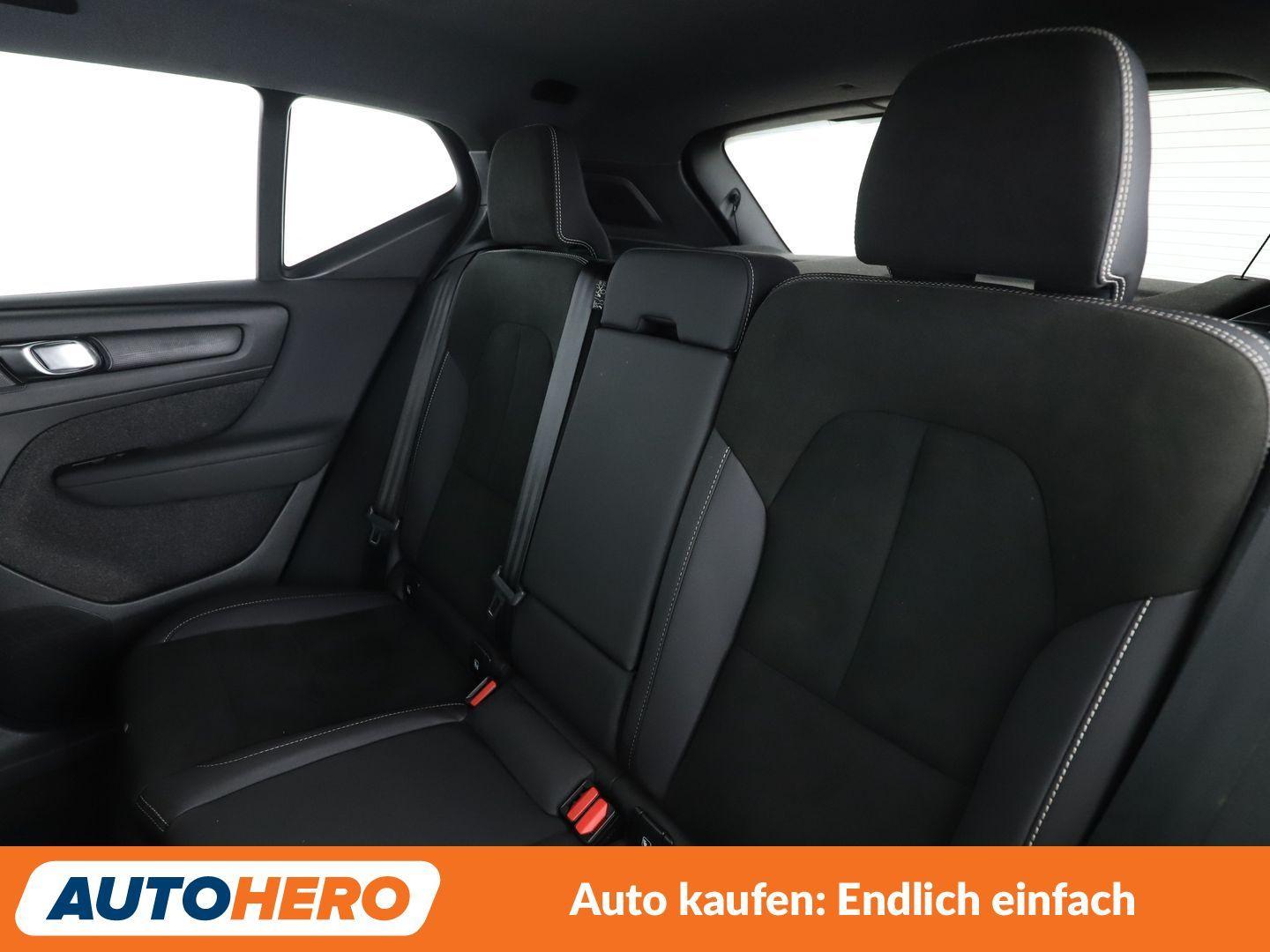 Volvo XC40 2.0 B4 Ultimate Dark 2WD Aut.*LED*ACC*CAM*