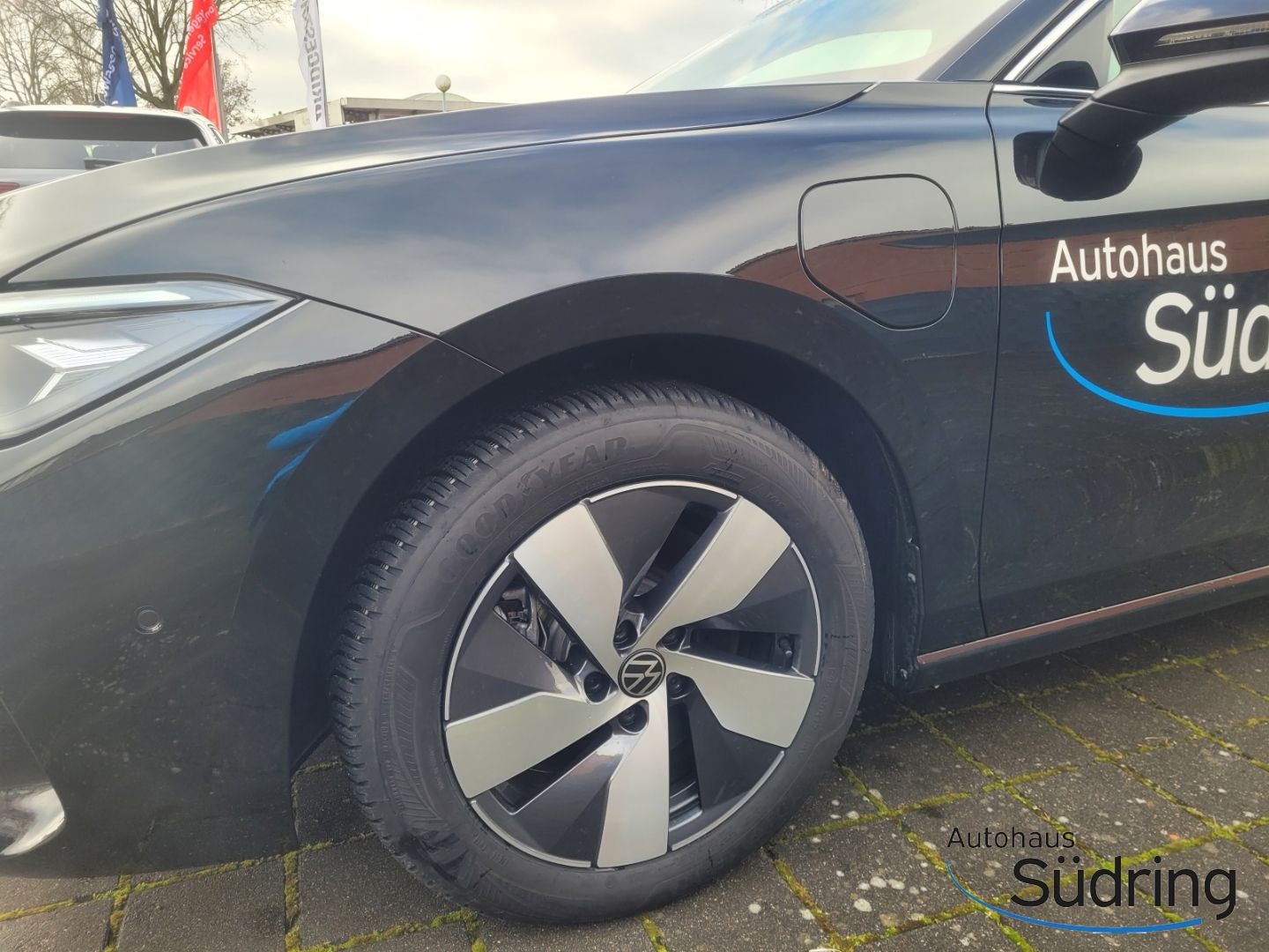 Passat Variant 1,5 TSI eHybrid Business HUD AHK