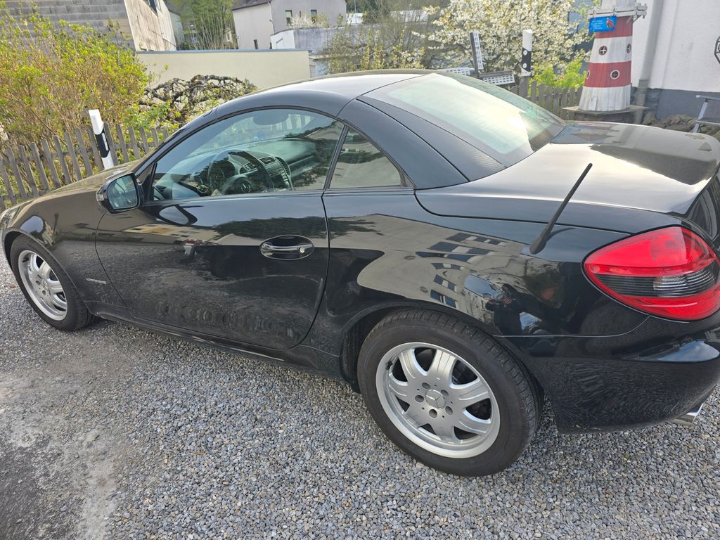 Mercedes-Benz SLK 200