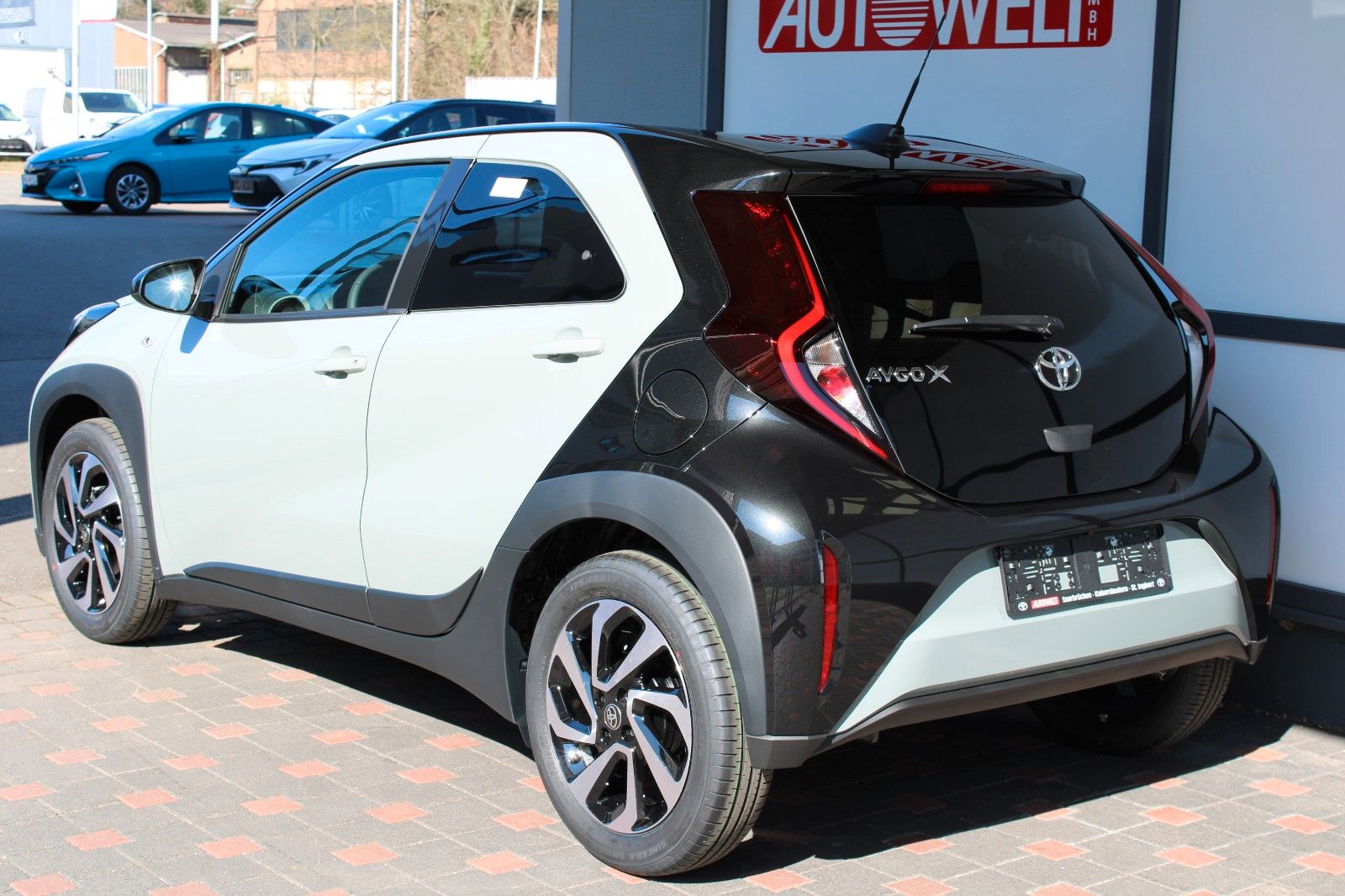Fahrzeugabbildung Toyota Aygo X 1.0 Teamplayer