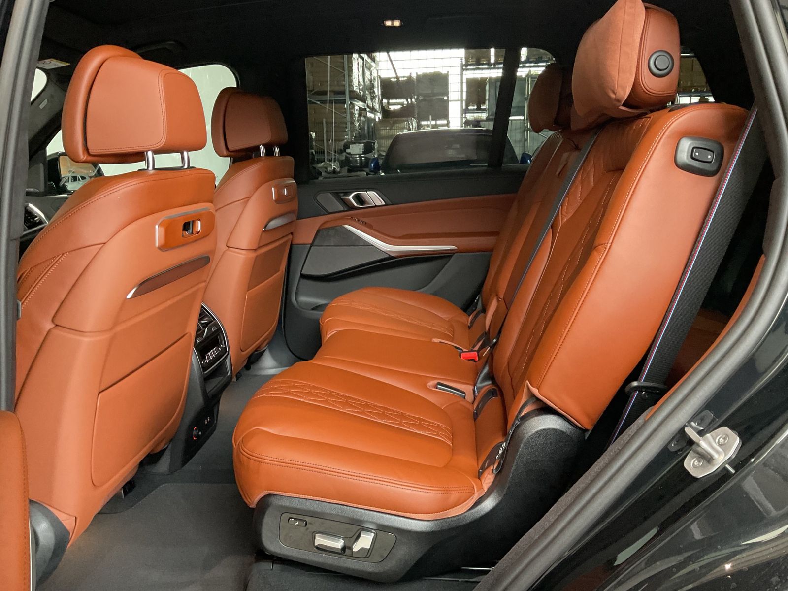 Fahrzeugeinzelansicht 13 Fahrzeugabbildung BMW X7 xDrive40d *23" LMR *Sitzbelüftung *Standhzg.
