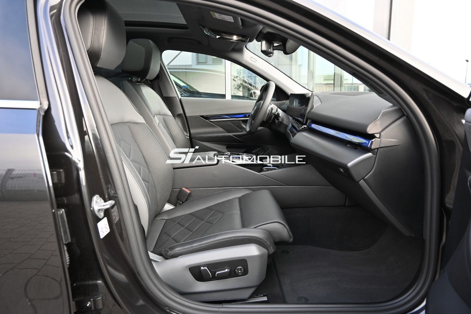 Fahrzeugabbildung BMW 550e xDr. °UVP 105.960€°AD.M-FAHRW.PROF°MERINO°