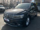 Volkswagen Tiguan 2.0 TSI DSG Highline 4Motion Pano 7.Sitze - gebrauchte VW Tiguan aus dem Jahr 2018