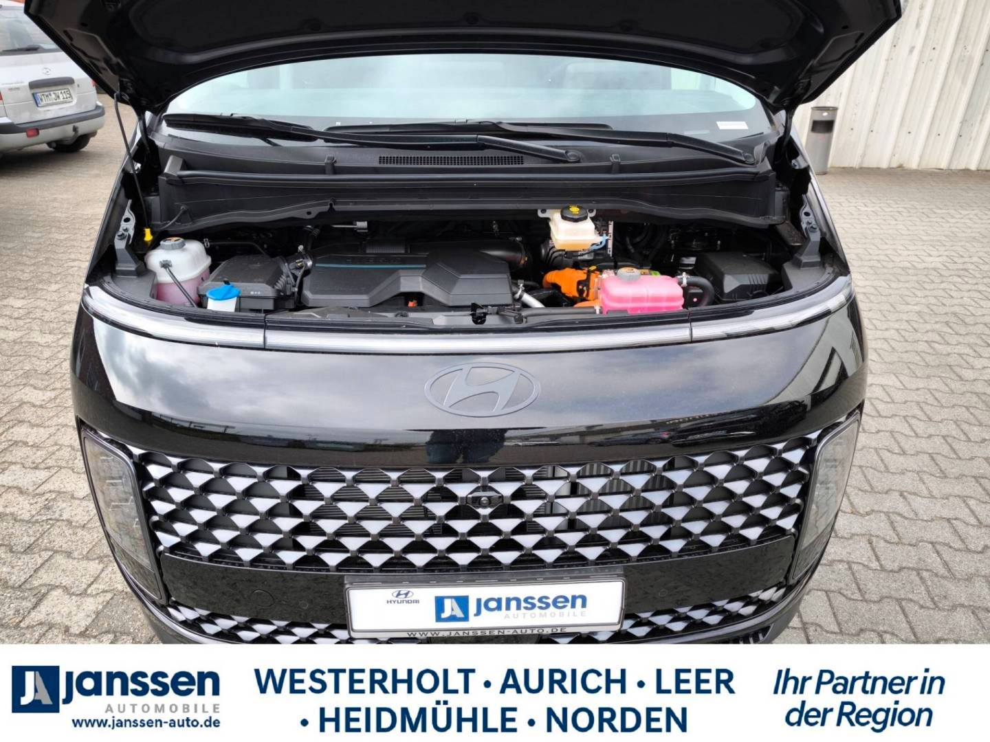Fahrzeugabbildung Hyundai STARIA HEV 7-Sitzer Signature Panoramadach