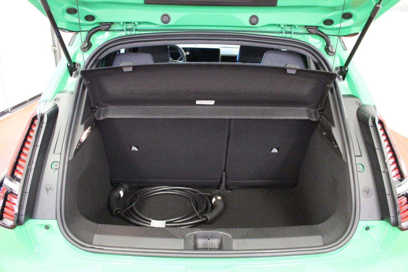 Fahrzeugabbildung Renault R 5 Techno Five 120 Urban Range*Winterpaket*