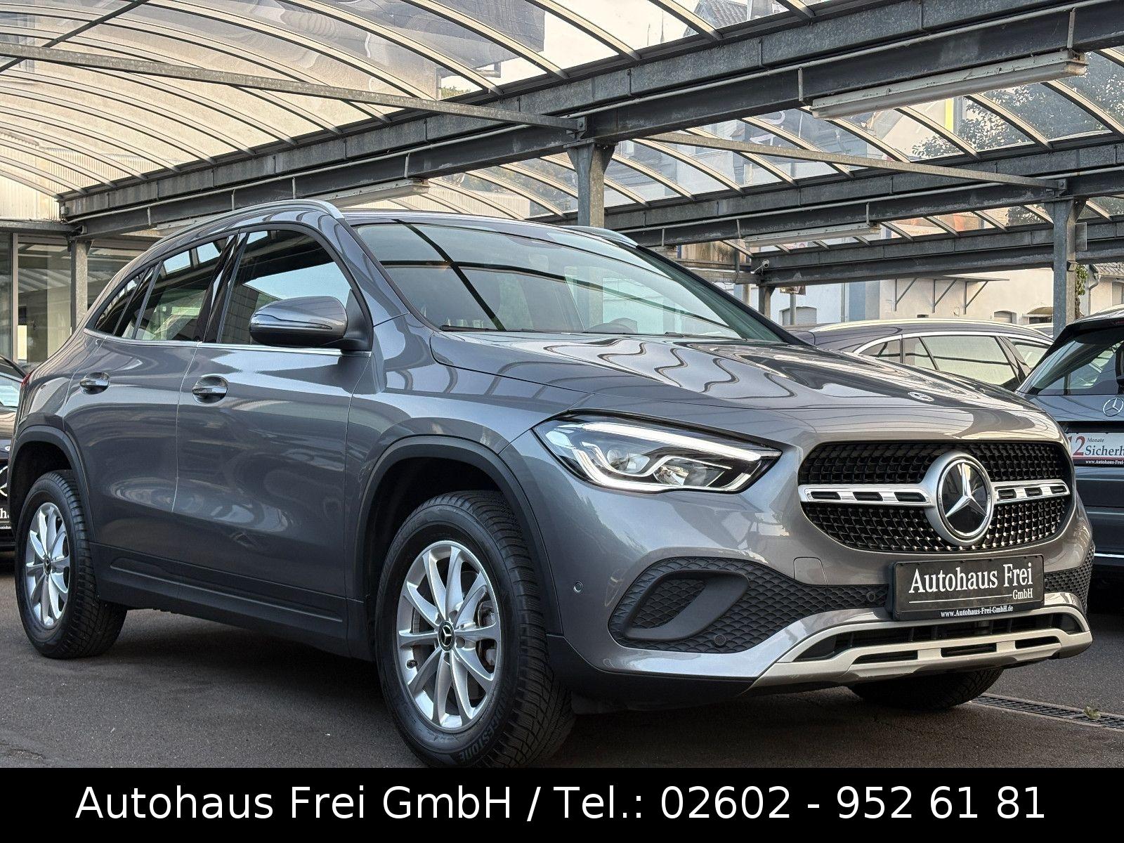 Mercedes-Benz GLA 200 d STYLE 1-HAND*LED*TEILLEDER*NAVI*KAMERA
