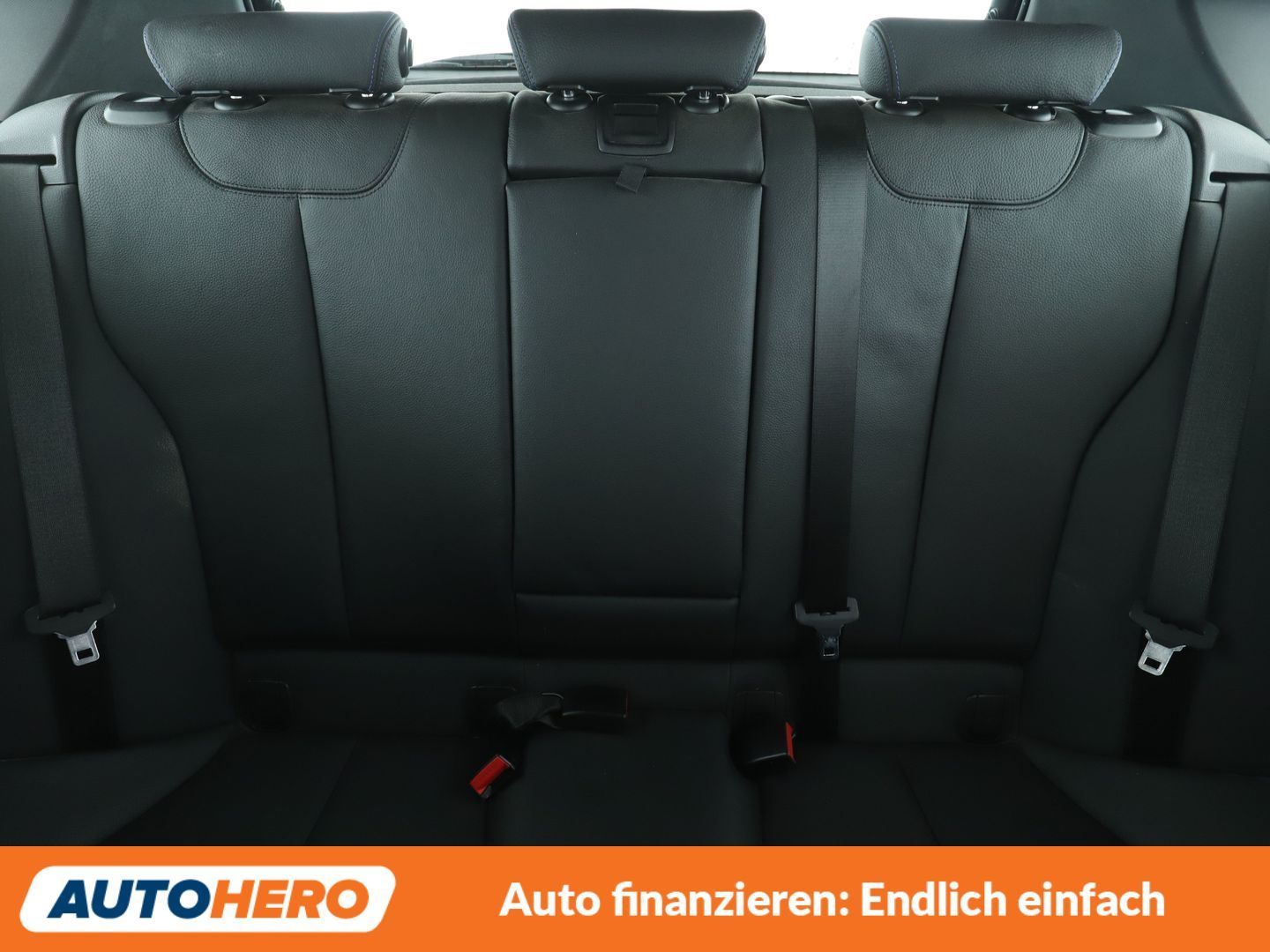 BMW 120i Edition M Sport Shadow Aut. NAVI LED TEMPO foto 16