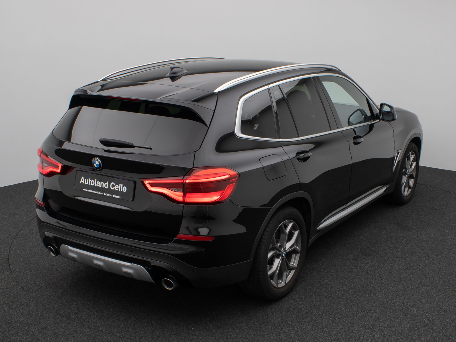 Fahrzeugabbildung BMW X3 xD20d xLine HUD ACC PDC Komfort Alarm Sport