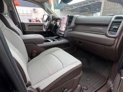 DODGE RAM 2500 Crew Cab Laramie 6.7l HO